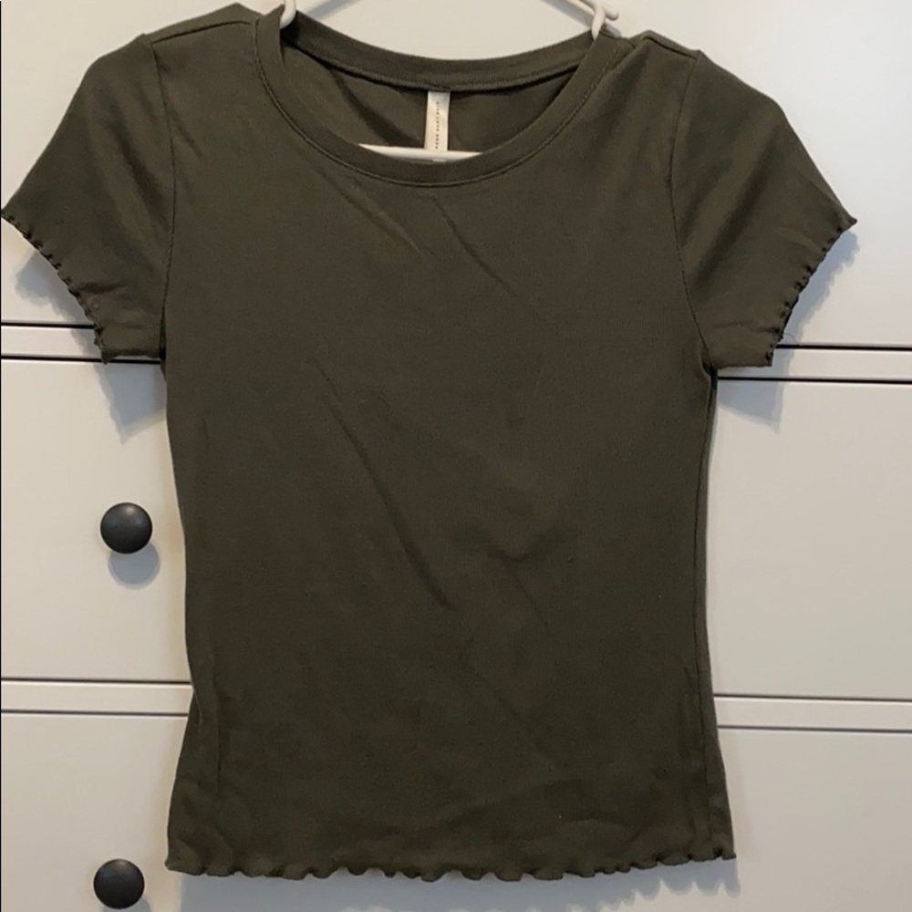 Green crop top